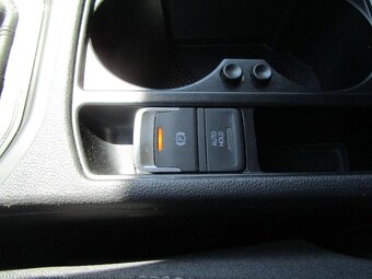 Volkswagen Touran, 1,5TSI-110KW-7-MÍSTNÝ-NOVÁ STK - 18