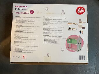 Dřevěný domeček pro panenky - 18