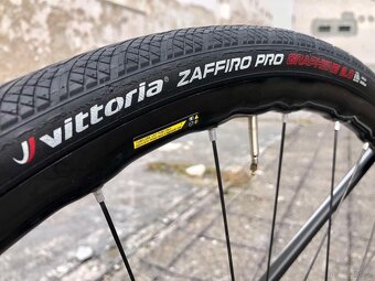 GIANT DEFY ADVANCED PRO 1 - vel. M/L - 18