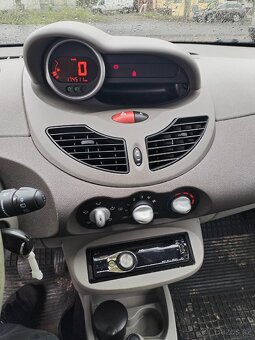 Renault Twingo 1,2 2009 - 18