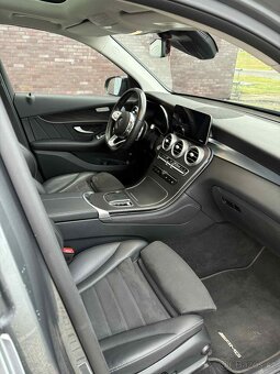 Mercedes-Benz GLC 220d 4M AMG LINE ZÁRUKA 2027 - 18