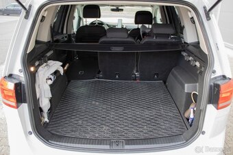 VW Touran 2.0 TDI 190k Highline DSG R-Line - Záruka 1 rok - 18