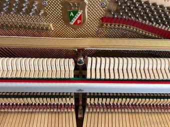 Krásné piano Petrof P118 opus. 581785 se zárukou PRODÁNO. - 18