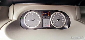 Opel Vivaro 2.5 CDTI L2H1 COMBI - 18