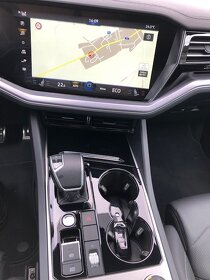 Touareg 3,0 TDI R-Line 210 kW - 18