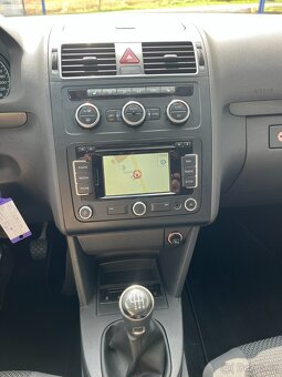 Volkswagen Touran, 1,6TDI, 77kW, BlueMotion - 18