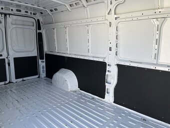PEUGEOT BOXER 2.2 HDI 121KW ČR L4H2 TEMPOMAT KLIMA - 18