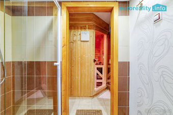 Prodej rodinný dům 221 m2, Mariánské Lázně, garáž, sauna - 18