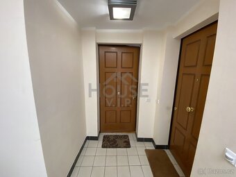 Pronájem slunného bytu 2+kk, 70 m2 - Praha - Holešovice- Let - 18