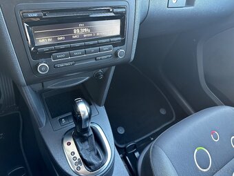 Maxi 2.0tdi 103kw DSG 7-míst, 274000km, PDC, DigiAC - 18