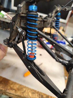 LOSI BAJA REY 1/10 K.O PNEU - 18
