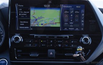 Toyota Highlander Executive 2.5 4x4 7miest DPH - 18