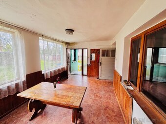 PASOHLÁVKY - rodinný dům 230m2 se stavebním pozemkem 1069m2 - 18