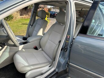 MERCEDES C 280 COMBI 3,0 V 6 AVANTGARDE 170 kW - 18