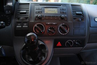 VW T5 CALIFORNIA BEACH 2.5TDi 96kW - 18