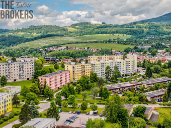 Prodej bytu 4+kk, 88 m2, lodžie, sklep, Vrchlabí - 18
