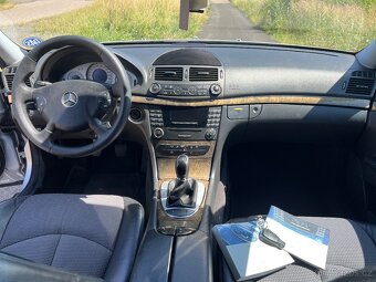 Mercedes Benz E 270 CDI (2.7CDI) 130kW 2003 - 18