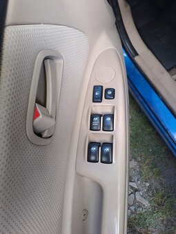Kia rio 1.4 crdi , 81 Kw - 18