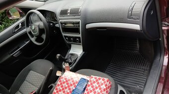 Škoda Octavia Combi 2 1.8 TSi 160 koní rok 2010 moc pěkná ČR - 18