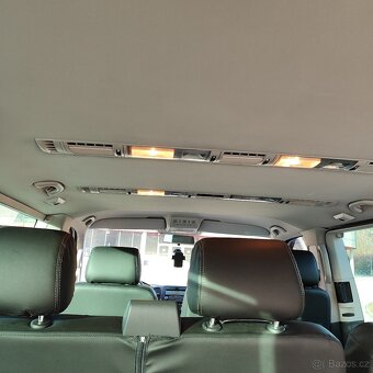 VW Caravelle T5 Comfortline, 2.0 TDI, 103 kW, manuál - 18