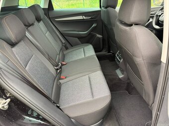 Škoda Karoq Clever 2,0TDi 110kw manuál r.v. 2021 pano - 18