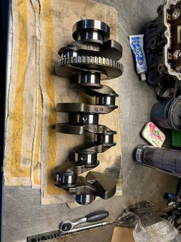 BMW 320si (E90) – limitovaná edice 2600 ks, rok 2006 - 18