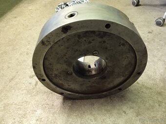 Sklíčidlo 400 k soustruhu - 18