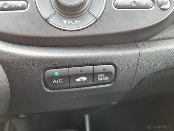 HONDA JAZZ 1,2i 66kW i-VTEC KLIMA - 18