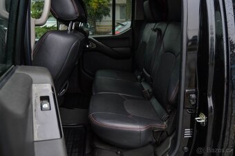 Nissan Navara DoubleCab 2.5D LE A/T - 18