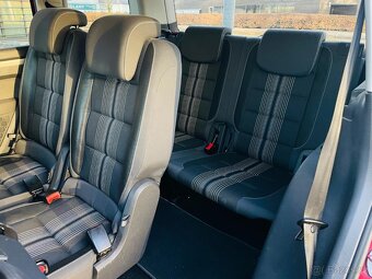 Volkswagen Touran 1.2TSI 7MÍST MANUÁL VÝHŘEV SERVISKA - 18