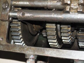 Ford V3000S - převodovka - 18