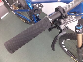 Lapierre Spicy Carbon 29" - 18