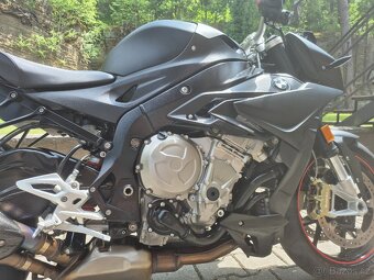BMW S 1000 R - TOP STAV + VÝBAVA, AKRAPOVIČ 215.000,- Kč - 18