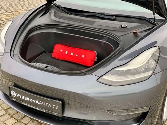 Tesla Model 3 Performance/Dual Motor/AWD/377 kW/2019 - 18