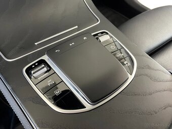 Mercedes-Benz GLC 300e 4Matic Webasto - 18