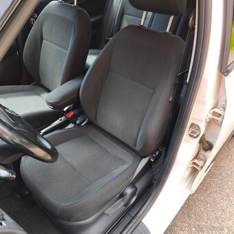 Škoda Fabia combi 1.4 TDI 59kw,poctivých 282tkm,ELEGANCE - 18