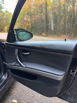 BMW E91 318D 2008 - 18