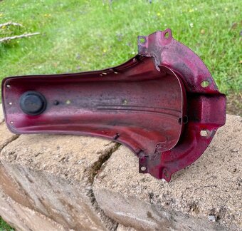 Jawa 250 350 panelka - zadní blatník - 18