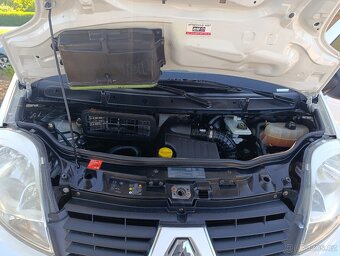 Renault Trafic 2.0 DCi long 6míst tažné klima 84kw M1 - 18
