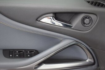 Opel Zafira 2,0 CTDi 96 kW, 7-míst,Navi,Cosmo - 18