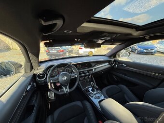 Alfa Romeo Stelvio 2.9T 510ps 29tkm/1.maj/stav nového/ - 18
