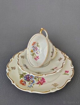 Porcelánova čajová sada s nádherným květinovým zdobeným - 18
