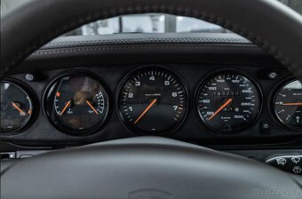 Porsche 993 Carrera Cabriolet z roku 1994 - 18