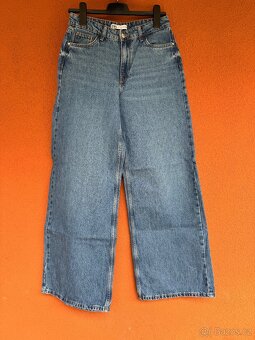 Dámské oblečení vel. S/M - 18