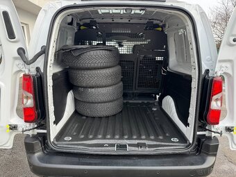 Opel Combo 1,5CDTi 75kW, 5míst - 18