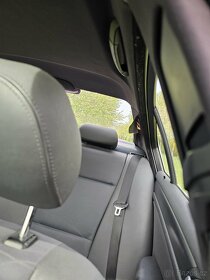 E46 320i Lifestyle Edition, Facelift, Sedan, Xenony, Šíbr - 18