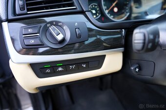 BMW 530d xDrive Touring Luxury - 18