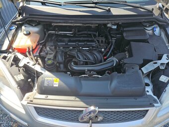 FORD FOCUS 1.6 DURATEC TREND - 18