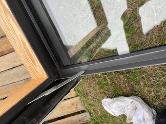 Střešní okno značky Roto - 18