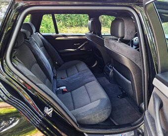 BMW 528i-F11- M-PAKET-MANUÁL-190KW-84TIS.KM-6-VÁLEC-TOP STAV - 18